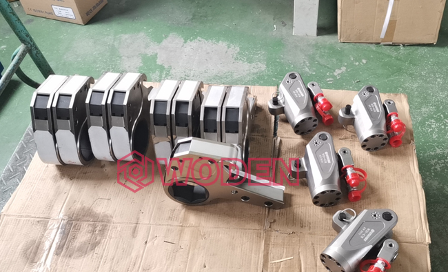 確認完畢的中空液壓扳手 確認完畢的中空液壓扳手