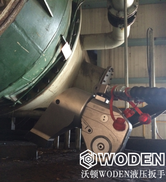 沃頓液壓扳手為石化企業做售后，高品質的服務打動客戶！