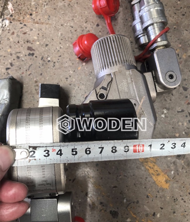 沃頓技術員為用戶進行上門選型 沃頓技術員為用戶進行上門選型