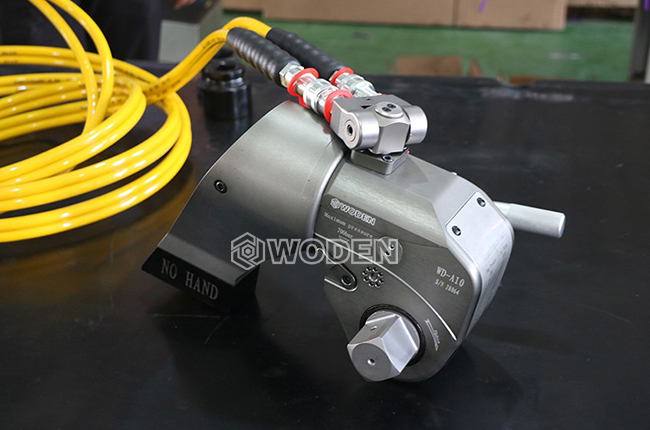 該公司配置的WD-A系列驅(qū)動液壓扳手 該公司配置的WD-A系列驅(qū)動液壓扳手