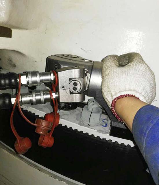 沃頓液壓扳手應用于風力發電基座安裝